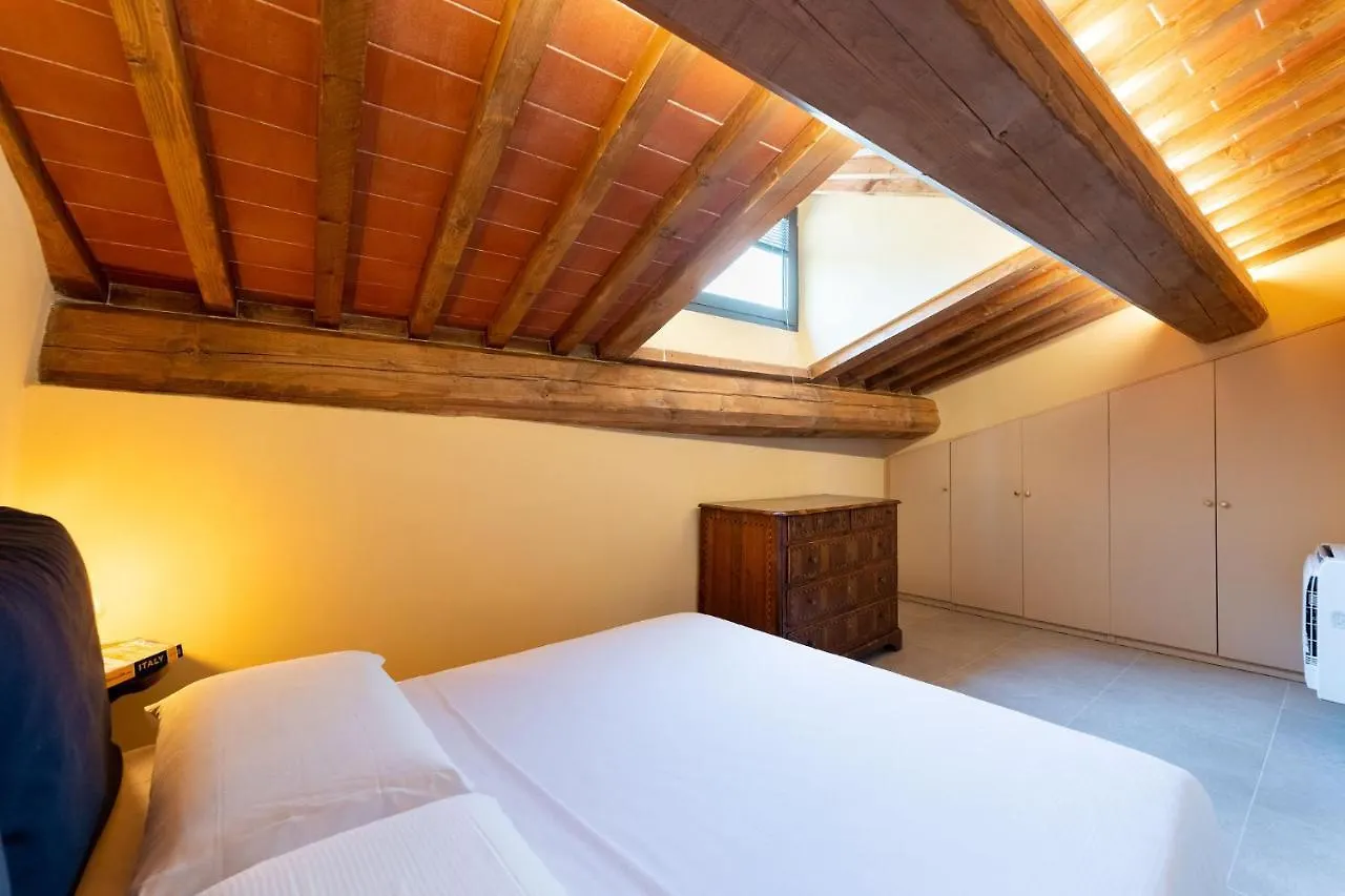 Sdrucciolo Dei Pitti Fourth Floor Apartment Florence